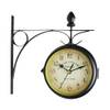 Wanduhr im Vintage-Stil von Milageto