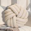 Knot Cushion von Cycs