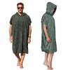 Surf Poncho von Kato Tirrinia